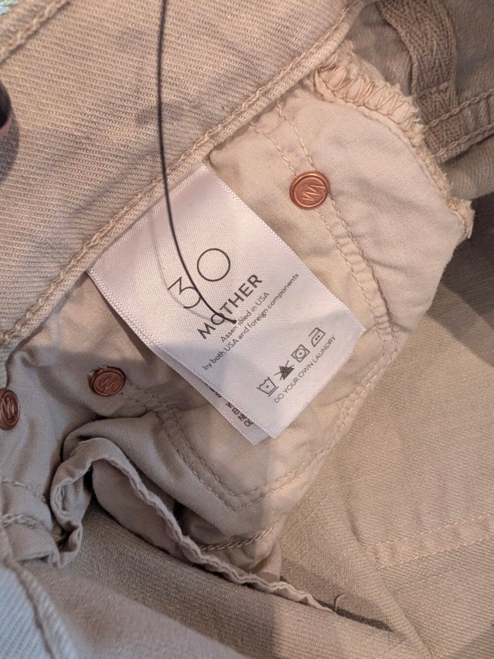 MOTHER The Insider Ankle Fray in Chalk It Up 30 x 27 Jeans Pants denim Tan beige - Picture 10 of 16